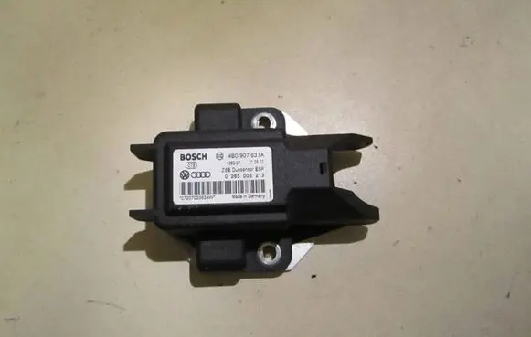 Volkswagen PASSAT B5 ESP acceleration yaw rate sensor 4B0907637A 0265005213 3824
