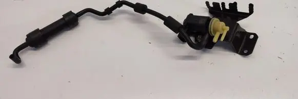 Audi Q3 8U Vacuum line/pipe/hose 04L131051R 1K0906627B