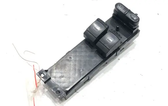 Seat Toledo II (1M) Wing mirror switch 1J3959857B