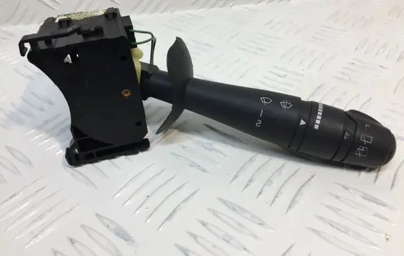 Renault Espace III Wiper control stalk 8200012243