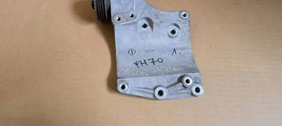 Suzuki Ignis A/C compressor mount bracket 9511180G01