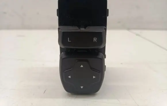Hyundai Kona I Wing mirror switch 3K548A1000