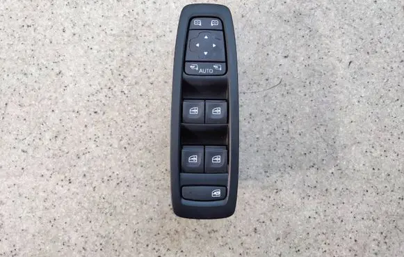 Renault Megane IV Electric window control switch 254011586R02 254011586R