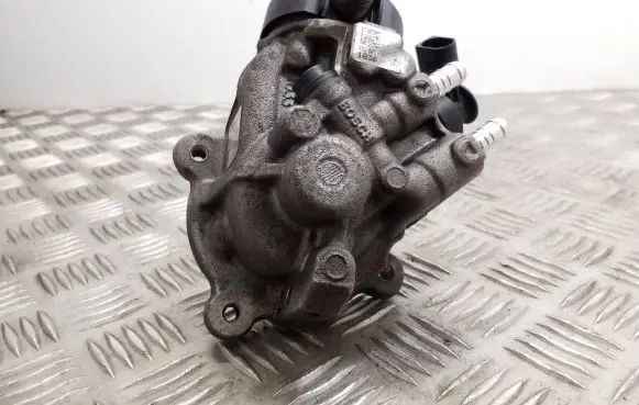 Skoda Superb B8 (3V) Fuel injection high pressure pump 04L130755D