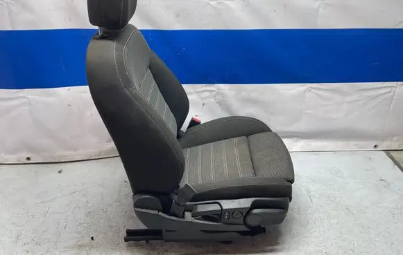 Opel Insignia A Front passenger seat 