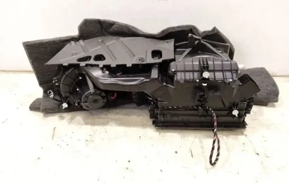 Porsche Cayman 981 Interior heater climate box assembly housing 99157301104
