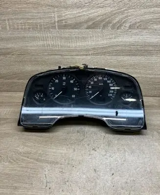 Opel Zafira A Speedometer (instrument cluster) 24461749JB 110080208