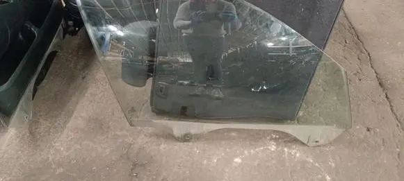 BMW X5 E53 Front door window glass four-door 43R004530
