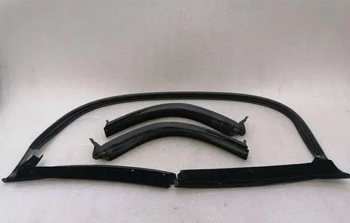Porsche Cayman 987 Rubber seal front coupe door window 98756132702