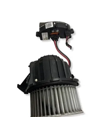 Audi A4 S4 B8 8K Heater blower motor/fan resistor 8T0820521E F011500109 X5490005
