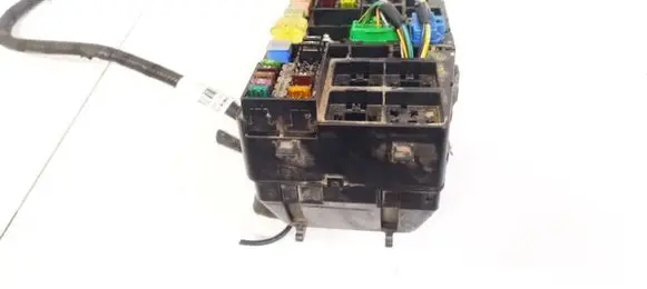 Ford Mondeo Mk III Fuse box set 1S7T14A142AA 1S7T-14A142-AA
