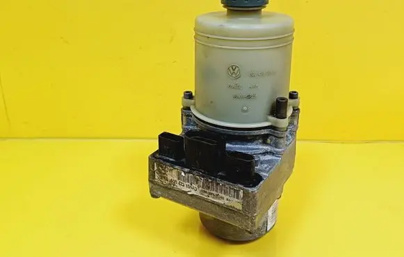 Volkswagen Fox Power steering pump 6Q0423155AD 6Q0423371A