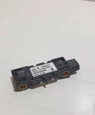 Nissan Micra Airbag deployment crash/impact sensor 98830AY000 0285003019