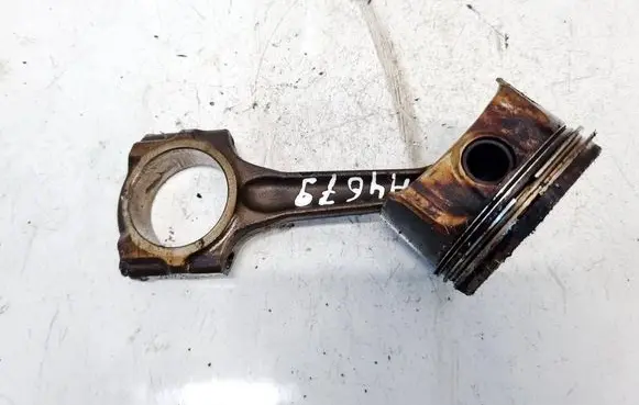 Peugeot 407 Piston with connecting rod 