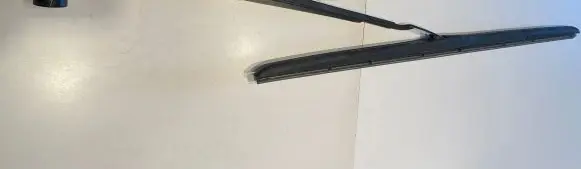 KIA Ceed Front wiper blade arm