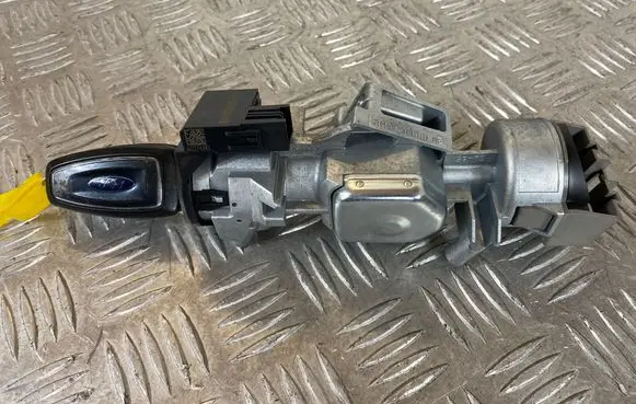 Ford Focus Ignition lock 3M513F880AE 6E5T15607CA