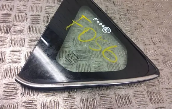 Toyota Auris E180 Rear side window 43R00048 DOT24M188AS2