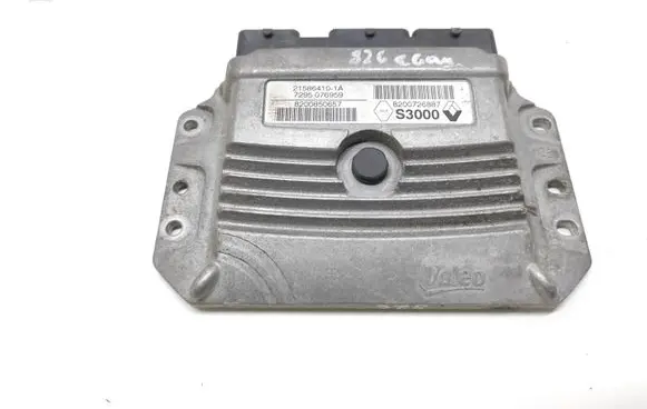 Renault Laguna III Engine control unit/module 215864101A 7295076959 8200726887