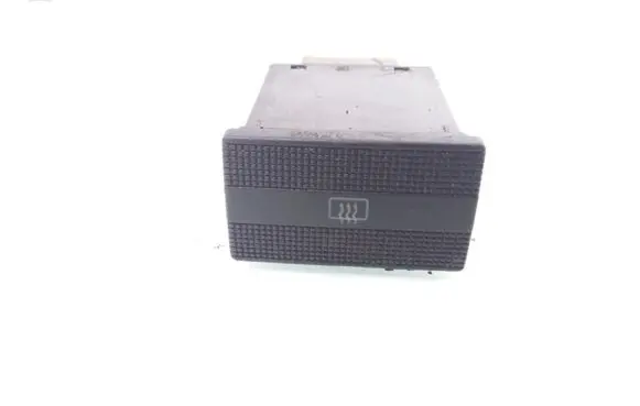 Volkswagen PASSAT B4 Windscreen/window heater switch 3A0959621G