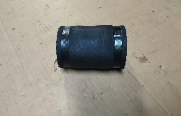 Peugeot 4007 Intercooler hose/pipe