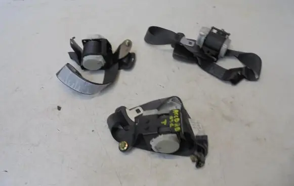 Honda Accord Rear seatbelt