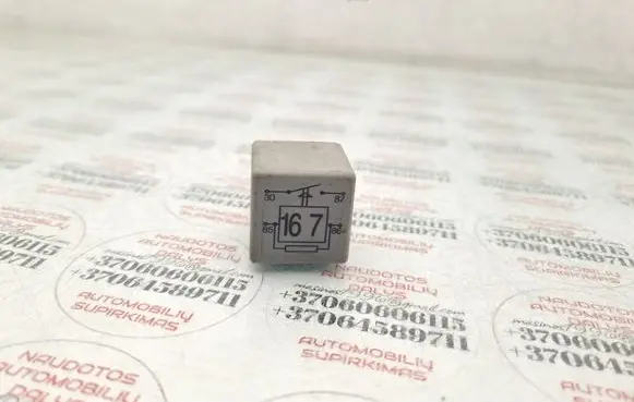 Audi A4 S4 B5 8D Other relay