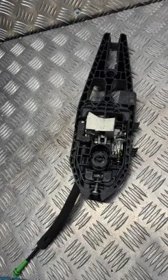 Ford Galaxy Rear door exterior handle/bracket DS73F224N03BF 132916 01041397003