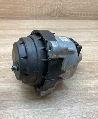 BMW X3 G01 Engine mounting bracket 8482771 260121