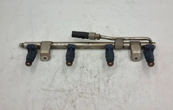 Audi A4 S4 B6 8E 8H Fuel injector 06B133551M 0280156065 06B133317AF