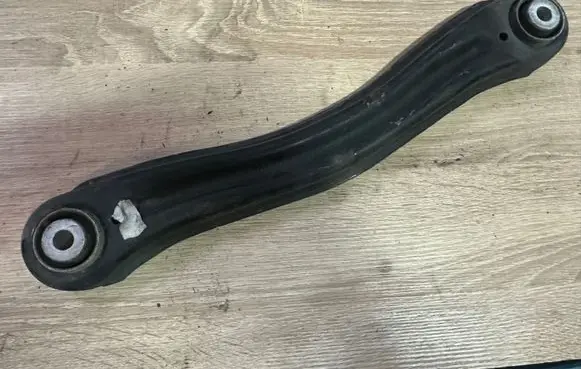 Mercedes-Benz ML W166 Rear control arm A1663520405