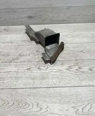 BMW 5 E39 Brake cooling air channel/duct 7892296