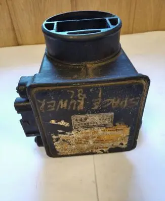 Mitsubishi Space Runner Mass air flow meter E5105371