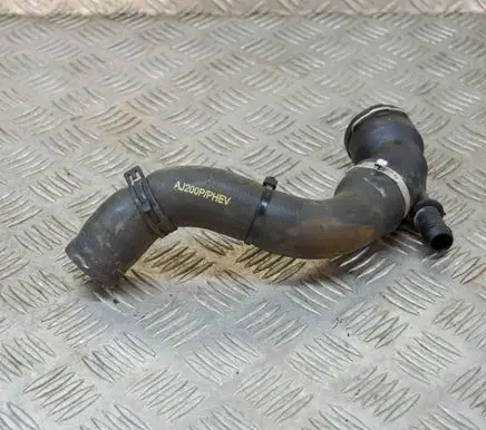 Land Rover Range Rover Sport L494 Engine coolant pipe/hose