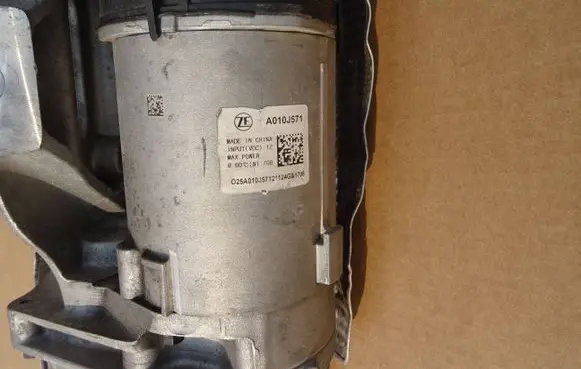 KIA Sportage Steering rack A010J571