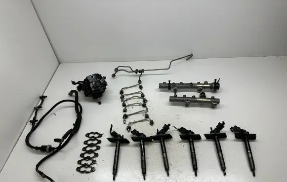 Audi A4 S4 B7 8E 8H Fuel injection system set 059130755S 0445010154 059130090AF