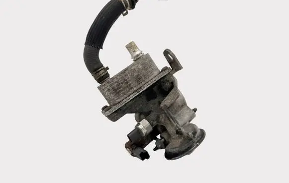 Peugeot Boxer Oil filter mounting bracket 9826074680