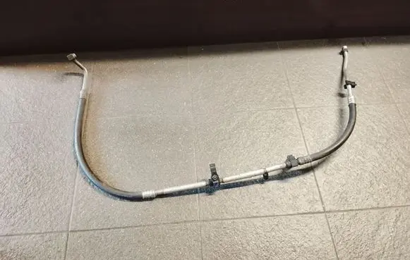 Iveco Daily 4th gen Air conditioning (A/C) pipe/hose 5801289444
