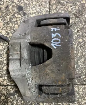 Volvo XC90 Front brake caliper