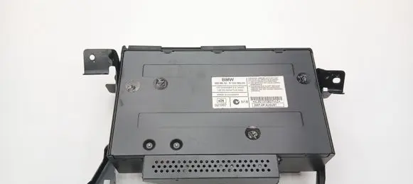 BMW 3 E90 E91 CD/DVD changer 9133083
