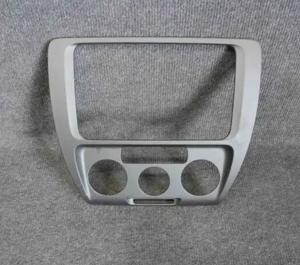 Radio/GPS head unit trim