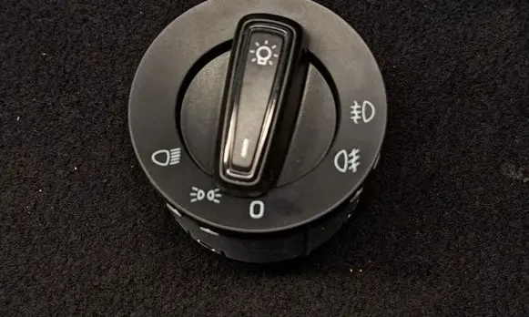 Skoda Octavia Mk3 (5E) Light switch 5E0941431F