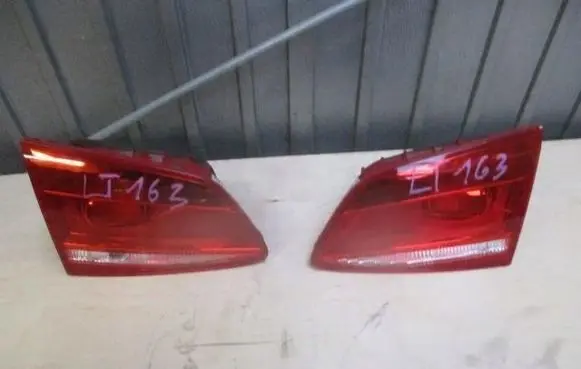 Volkswagen PASSAT B7 Rear/tail lights set 