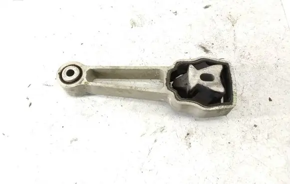 Volvo V60 Engine mount bracket 30680474 6P082GC