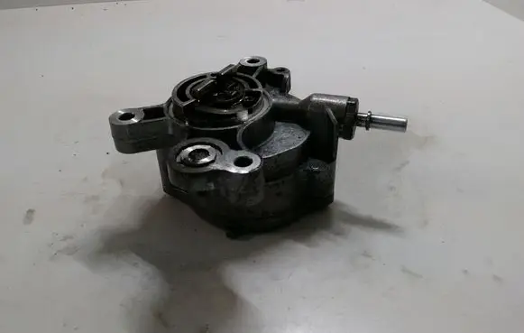 Peugeot 407 Vacuum pump D1651C1