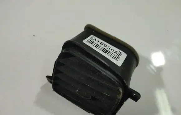 Mazda Premacy Dash center air vent grill B25GGM932RH