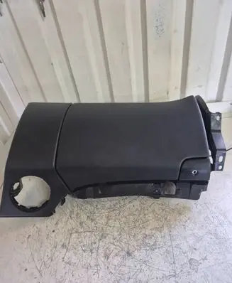 Mercedes-Benz CLS C219 Glove box