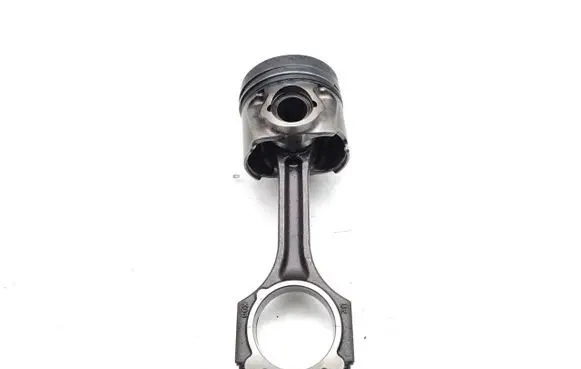 KIA Soul Piston with connecting rod D4FB