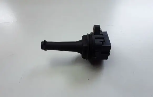 Volvo S60 High voltage ignition coil 30713417