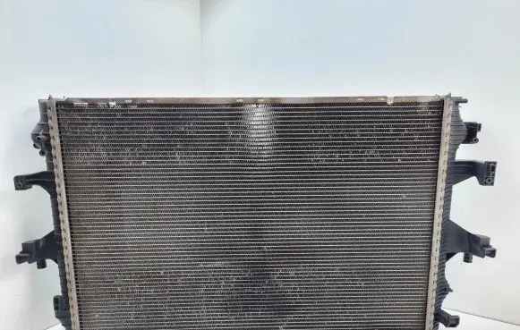 Coolant radiator