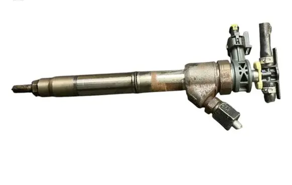 Hyundai i40 Fuel injector 0445110589 338002A610